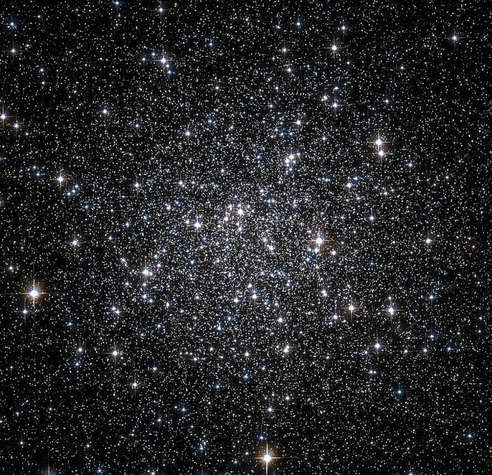 Гидра - самое большое созвездие Мессье-68-NGC-4590