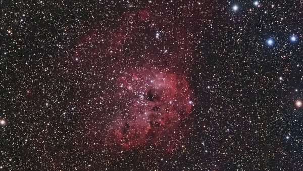 Эмиссионная туманность IC 410