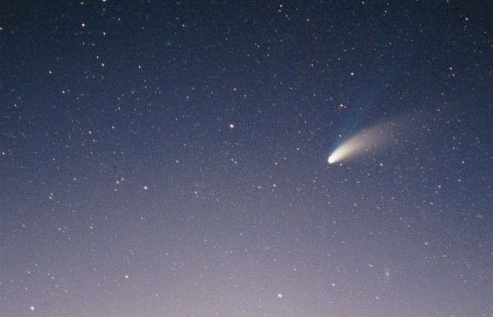 25 самых впечатляющих комет, которые появлялись на земном небосклоне (23 фото)
