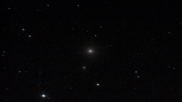 Эллиптическая галактика NGC 3640 в созвездии Льва